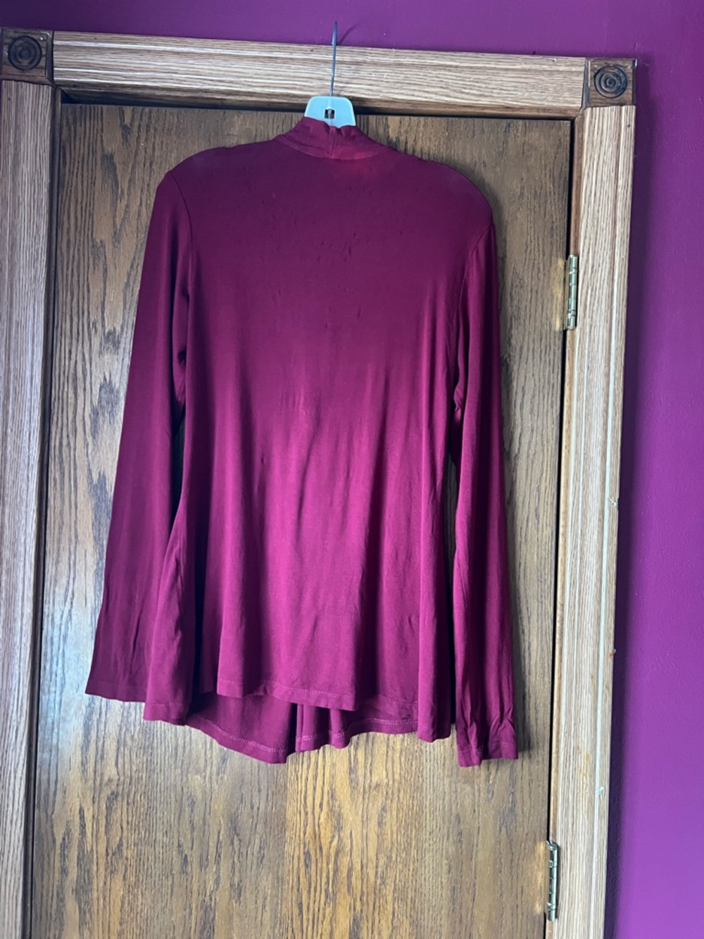 Olian Maternity maroon women’s top size medium - Picture 4 of 6